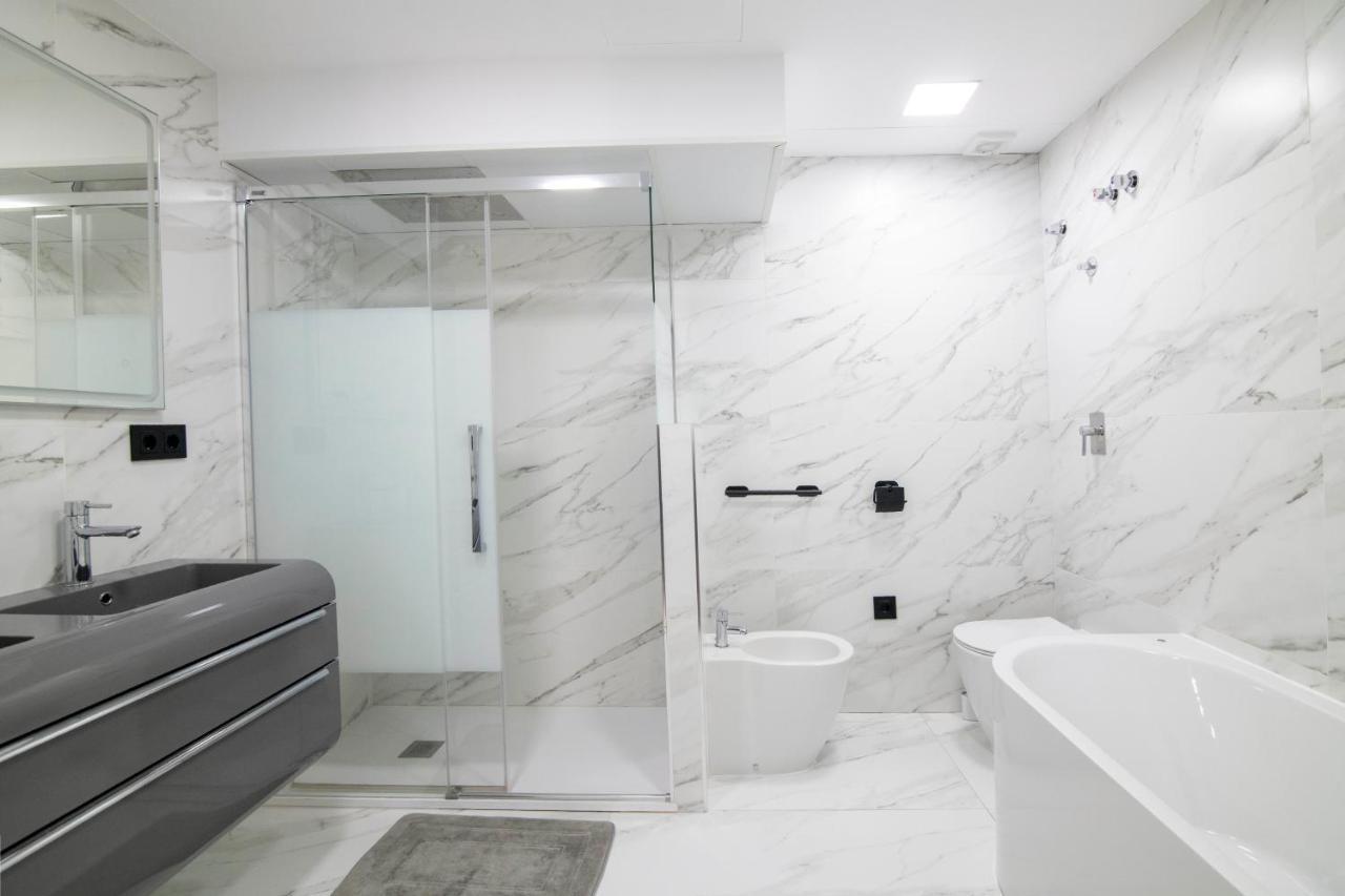 Playa Del Duque Apartment Ocean Club 1 마르베야 외부 사진
