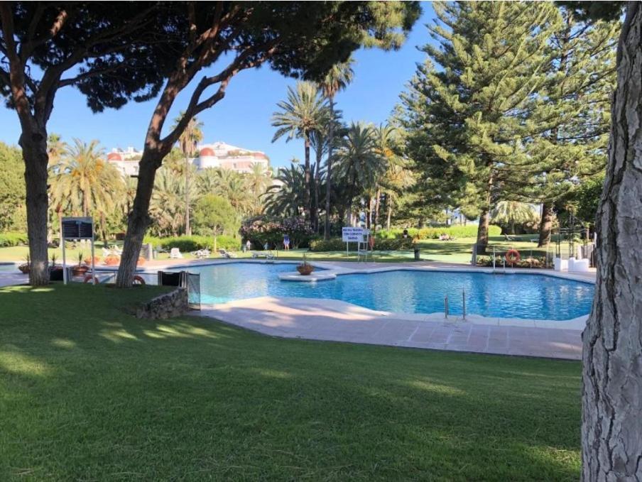 Playa Del Duque Apartment Ocean Club 1 마르베야 외부 사진
